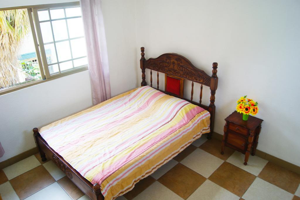 Hotel La Cuesta Σαν Χοσέ Δωμάτιο φωτογραφία